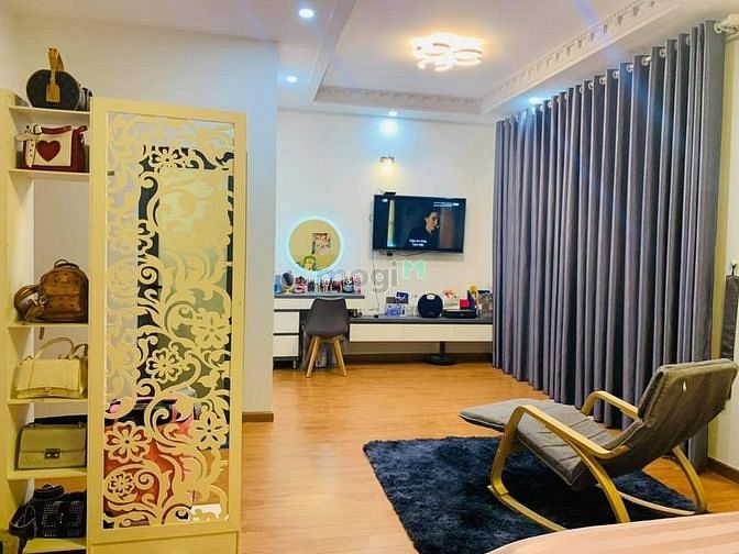 Hình ảnh Cần bán nhà Đẹp Đường 51 Quận 7