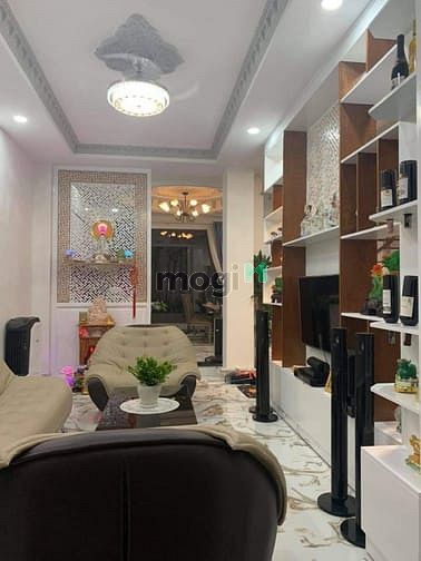 Hình ảnh Cần bán nhà Đẹp Đường 51 Quận 7