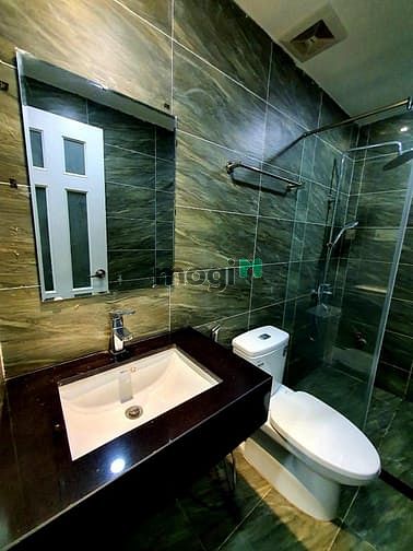 Hình ảnh 💝Phòng cao cấp 35m2, miễn phí dịch vụ và nước ngay Phan Đình Phùng 💝