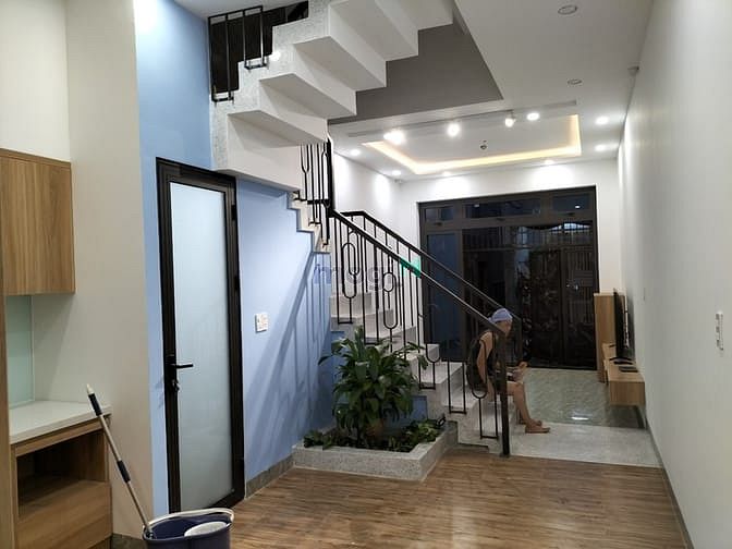 Hình ảnh Cho Thuê nhà 4 tầng Thạch Lam street (4floor)