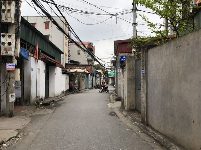 Hình ảnh Bán đất tổ 11 Phúc Lợi đường ô tô đỗ cửa, sau tòa CC Ruby City, DT 50m