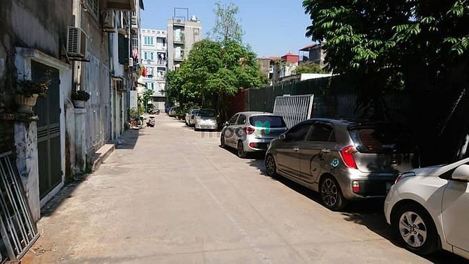Hình ảnh Bán đất Minh Khai, 110m2, mt 9m, ô tô tránh, 10.5 tỷ