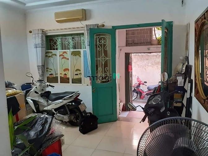 Hình ảnh Bán nhà Láng Hạ, 36m2, 4 tầng, gần phố, 4,4 tỷ