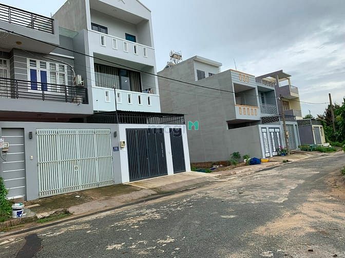 Hình ảnh Mua-Bán đất nền Đông Dương đường Bưng Ông Thoàn,Phú Hữu,Quận 9.