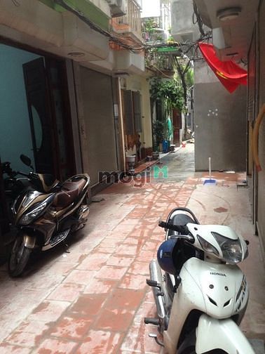 Hình ảnh Bán gấp !! Nguyễn Văn Cừ, 37m, 2 tỷ !!