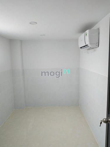 Hình ảnh CHDV, Gác lửng, Ban công, Máy lạnh, Cọc nửa tháng, miễn phí dịch vụ,Q9