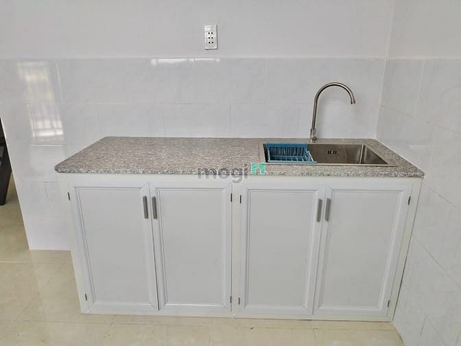 Hình ảnh CHDV, Gác lửng, Ban công, Máy lạnh, Cọc nửa tháng, miễn phí dịch vụ,Q9