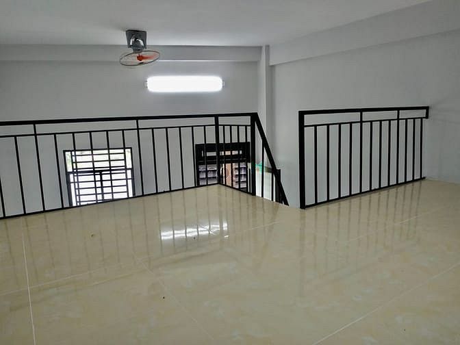Hình ảnh CHDV, Gác lửng, Ban công, Máy lạnh, Cọc nửa tháng, miễn phí dịch vụ,Q9