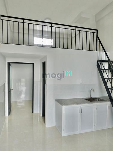 Hình ảnh CHDV, Gác lửng, Ban công, Máy lạnh, Cọc nửa tháng, miễn phí dịch vụ,Q9