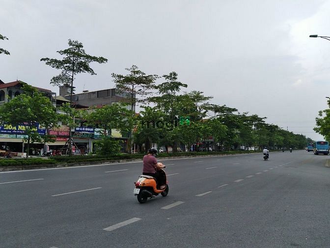 Hình ảnh Đất Cổ Linh - Thạch Bàn mặt tiền rộng, Lô Góc, vỉa hè, oto tránh