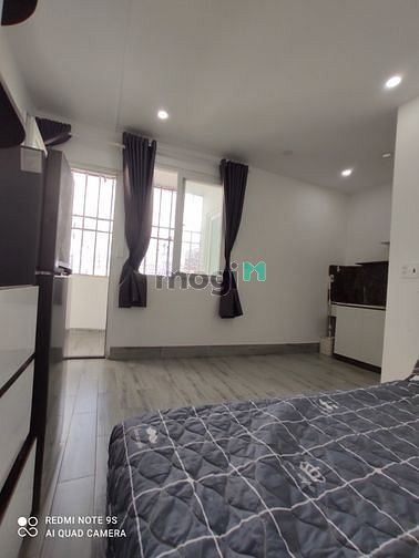 Hình ảnh Hệ Thống Phòng Full Nội Thất, Ban công cửa sổ Rộng - Phan Xích Long