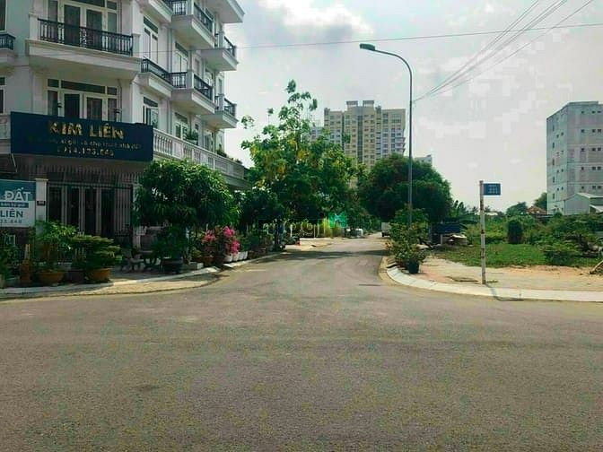 Hình ảnh Bán Gấp Nền Biệt Thự KDC Phú Nhuận Phước Long B tp.Thủ Đức