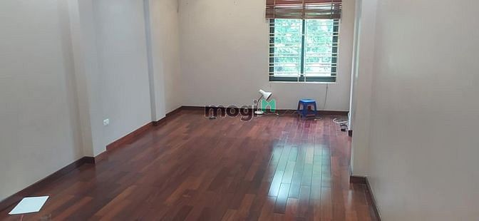 Hình ảnh Bán nhà mặt phố Lê Duẩn. Giá chỉ hơn 5 tỷ