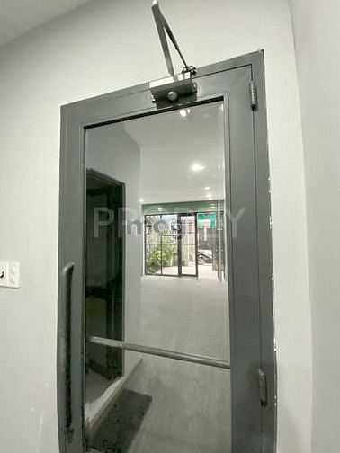 Hình ảnh Nhà đẹp, có sân vườn, 2pn, 4x17, hẻm xe tải, thích hợp vp, online
