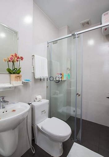 Hình ảnh Căn Hộ Full Nội Thất- Ban Công Lớn- Bao phí chỉ tính Điện Quận 3