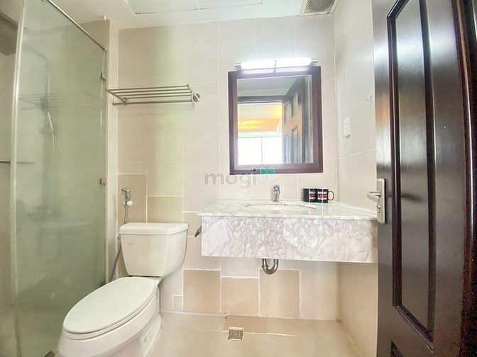 Hình ảnh Cạnh bên Cv Tao Đàn - Đ. Cách Mạng Tháng 8 - Mới Toanh - Full Nội Thất