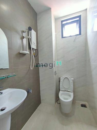 Hình ảnh 🏬🏬Mb6623 nạp rút nhanh chóng Gần Phan Đăng Lưu giao Phan Xích Long - Full nội thất - Đẹp
