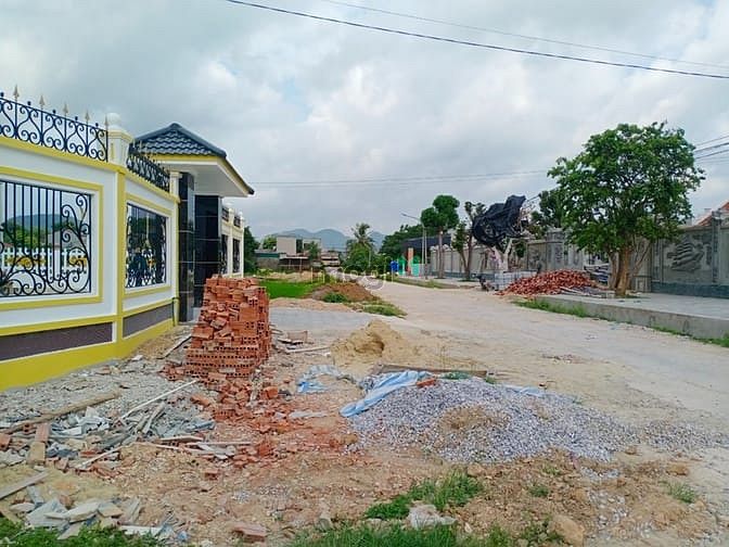 Hình ảnh Đất nền dự án ngay cạnh UBND xã