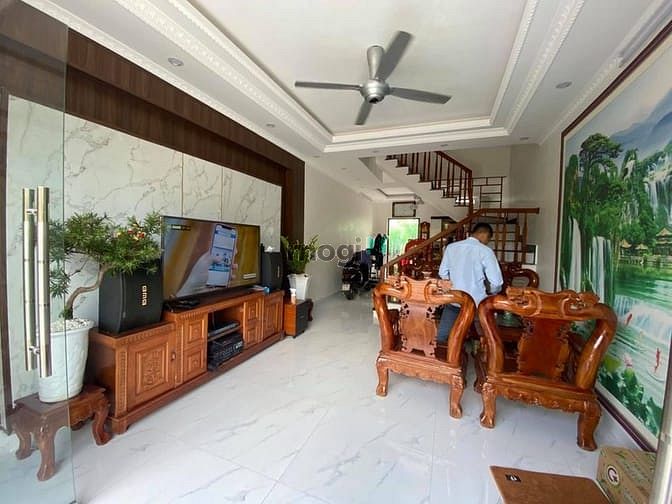 Hình ảnh Trung Tâm  Đống ĐA - 57m2 x 4T - Mt 4.2 - Giá: 4.65 Tỉ.
