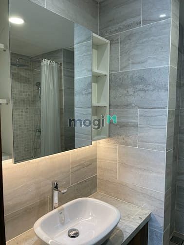 Hình ảnh Kingdom quận 10 Cho thuê nhanh căn 2PN,2WC Nội Thất Mới