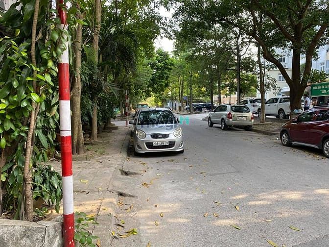 Hình ảnh Sài Đồng, Long Biên - 2 mặt thoáng-  Phân lô Tiện íchchỉ 2,3 tỷ / 42m2