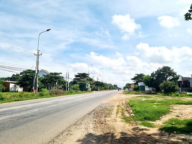 Hình ảnh Bán đất MT 39x43m, 3 tỷ 36, KCN Sơn Mỹ 2, Hàm Tân, Bình Thuận