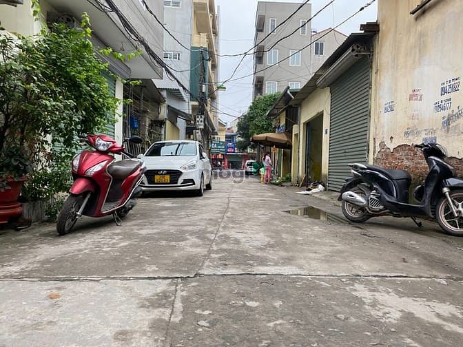 Hình ảnh Bà cô cần bán 231 đất ngõ phố Ngô Xuân Quảng, Trâu Quỳ: