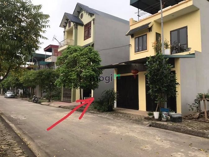 Hình ảnh bán gấp 83m2 đất tại Hòa Lạc ,có sổ , đất nở hậu,chưa đến tỷ