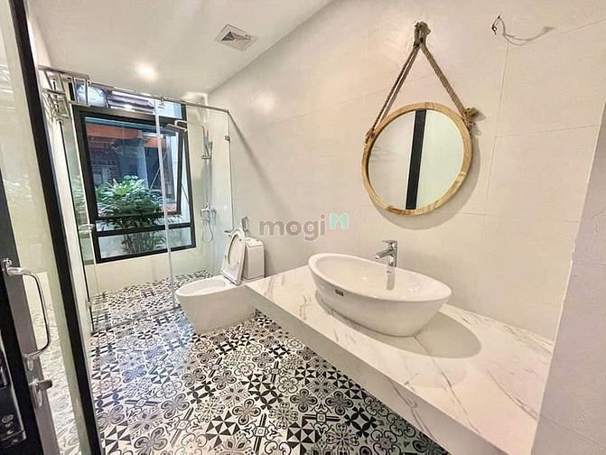 Hình ảnh Bán nhà phân lô Thái Hà , Đống Đa 53m2, 7 tầng ,16tỷ