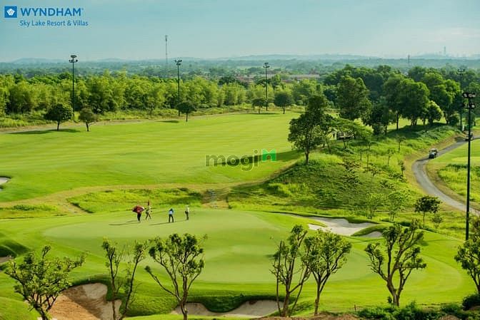 Hình ảnh Quần thể sân Golf, Wyndham Sky Lake Resort & Villas