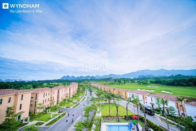 Hình ảnh Quần thể sân Golf, Wyndham Sky Lake Resort & Villas