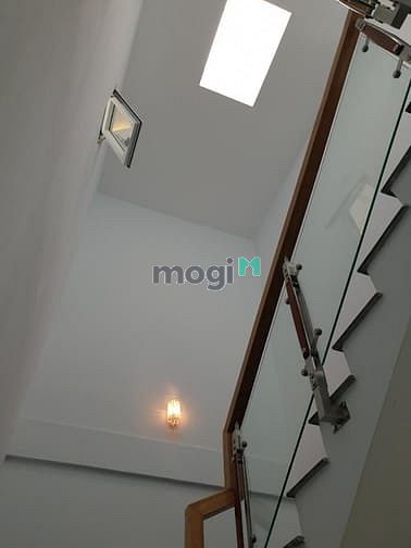 Hình ảnh Bán nhà HXH Gò Vấp, 4 Tầng, 52m2, Vị Trí Đẹp, Giá Rẻ.