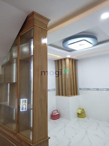 Hình ảnh Bán nhà HXH Gò Vấp, 4 Tầng, 52m2, Vị Trí Đẹp, Giá Rẻ.