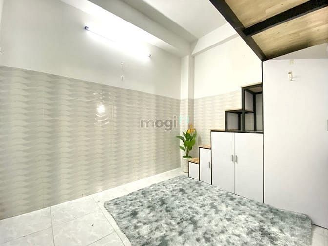 Hình ảnh ⭐phòng gác lững MỚI TOANH⭐200m đi Lữ Gia, giá CỰC HẤP DẪN⭐