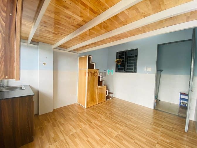 Hình ảnh Phòng có gác ngay vincom plaza gò vấp mới 3tr6 dt 30m2