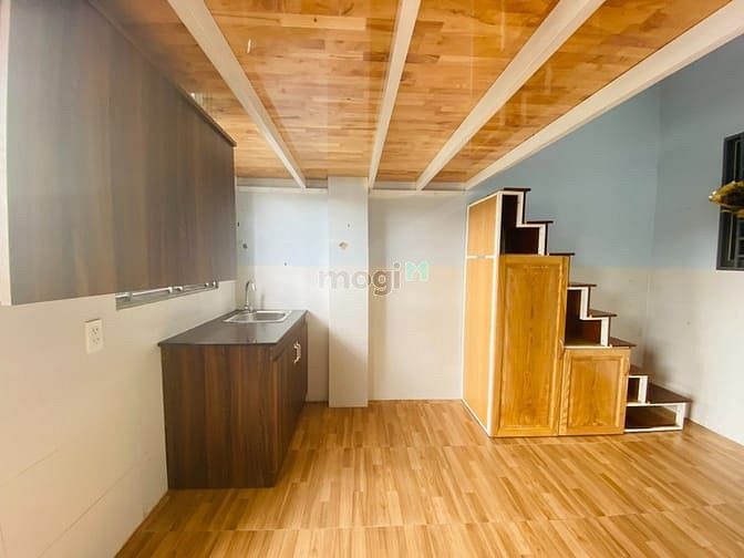 Hình ảnh Phòng có gác ngay vincom plaza gò vấp mới 3tr6 dt 30m2