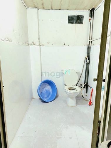 Hình ảnh Cho thuê tầng 1 trong nhà nguyên căn