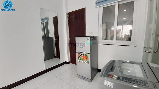 Hình ảnh PHAN ĐÌNH PHÙNG, Phòng Studio FULL Ánh Sáng Gần CV Hoàng Văn Thụ