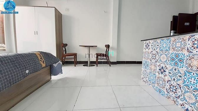 Hình ảnh PHAN ĐÌNH PHÙNG, Phòng Studio FULL Ánh Sáng Gần CV Hoàng Văn Thụ