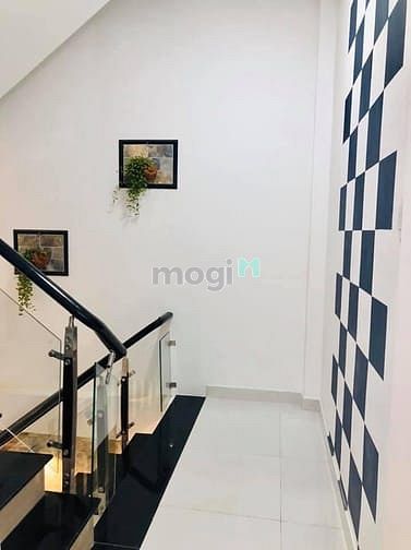 Hình ảnh Giá Cực Kích, Mua Cực Sung, Lời Cực Khoái