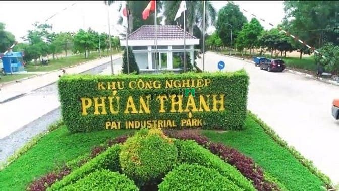Hình ảnh Đất nền sổ hồng mặt tiền ĐT 830 Bến Lức, Long an