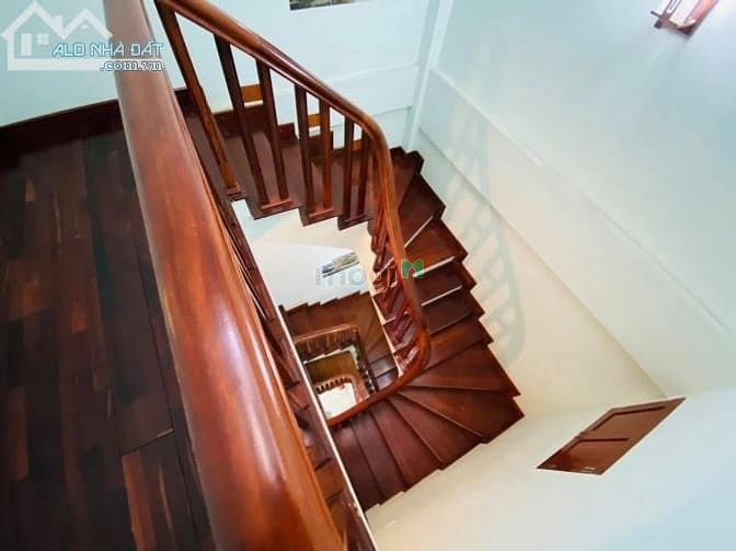 Hình ảnh Nhà siêu đẹp chủ tự xây, cách phố 10m, tặng toàn bộ nội thất. DT 33m2,