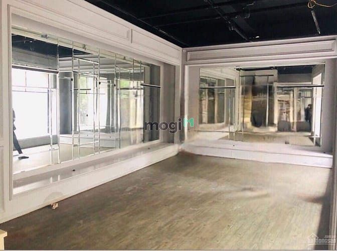 Hình ảnh Cho thuê nhà mặt phố Lý Quốc Sư