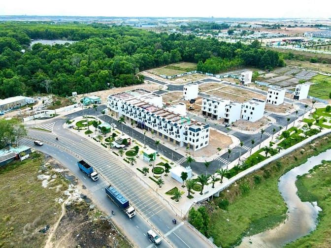 Hình ảnh Bán lô đất 94,5m2 full TC tại khu nhà ở Vietsing Phú Chánh, TP mới Bìn