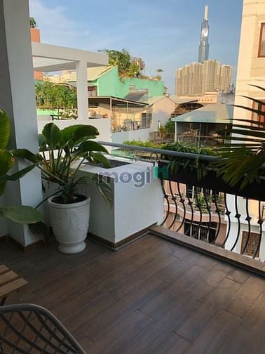 Hình ảnh Trống căn hẻm xe hơi - Nguyễn Cửu Vân,Bình Thạnh - có ban công lớn