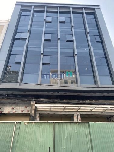 Hình ảnh Bán Nhà Biệt Thự Hầm ,3 lầu Siêu Sang tại đất vàng Ba Son Quận1.