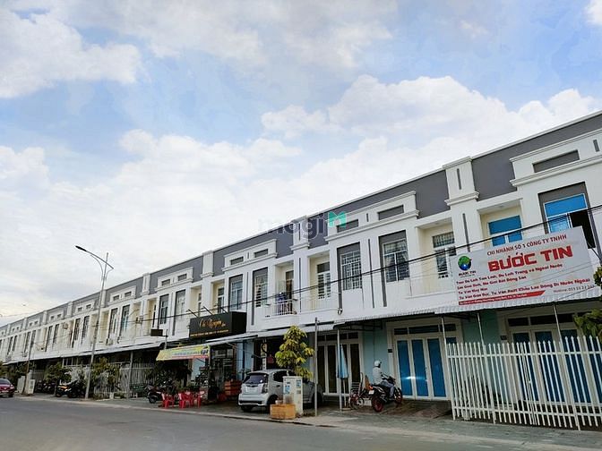 Hình ảnh Nhà mặt tiền 1trệt 1lầu. Giá rẻ mua ngay để nhận nhiều ưu đãi