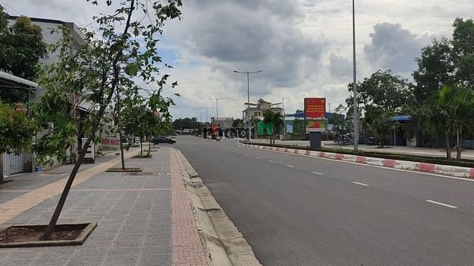 Hình ảnh Cần bán gấp đất thổ cư đường nhựa ngay trung Tâm Tân Phước Phú Mỹ