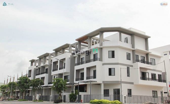 Hình ảnh Bán nhà 4, tầng ở Bến Lức, Long An