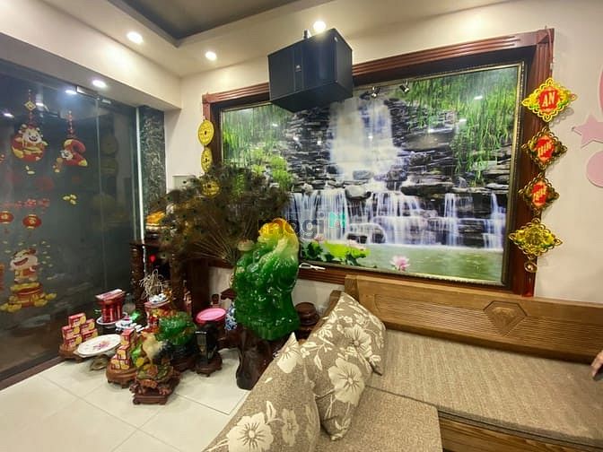 Hình ảnh Bán Tòa nhà siêu hiếm Văn Chương, Đống Đa, 42m2*8T, MT:4m Giá:6 tỷ 20